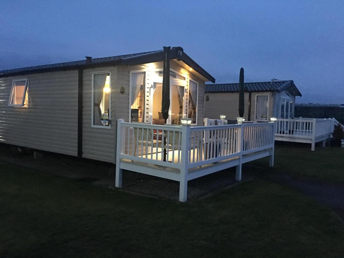 Hotel Beautiful 8 Berth Caravan For Hire At Seashore Haven Park In Norfolk Ref 22039C Great Yarmouth Esterno foto