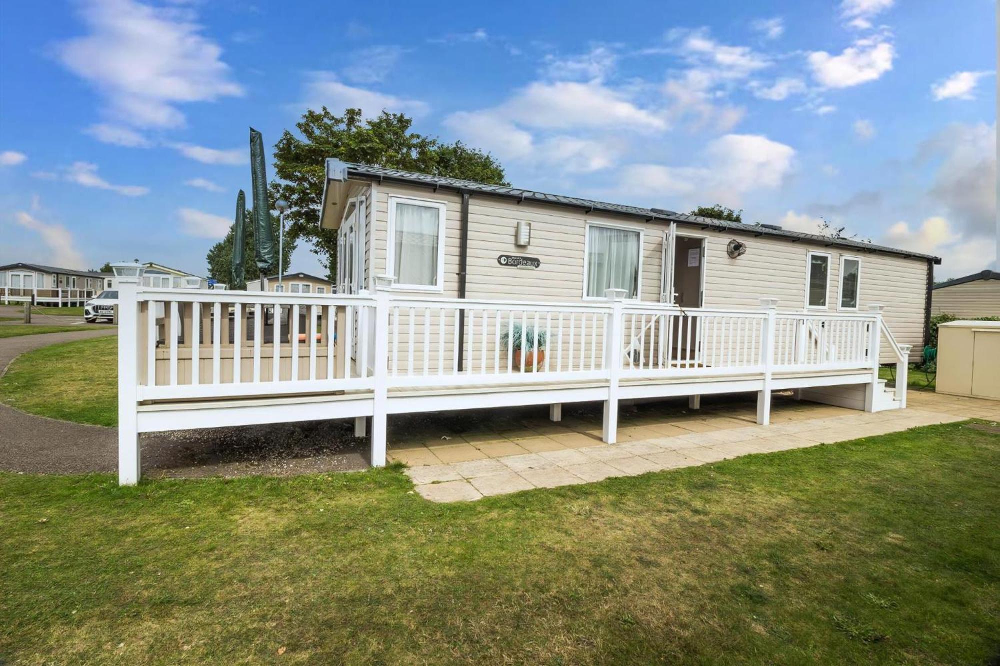 Hotel Beautiful 8 Berth Caravan For Hire At Seashore Haven Park In Norfolk Ref 22039C Great Yarmouth Esterno foto