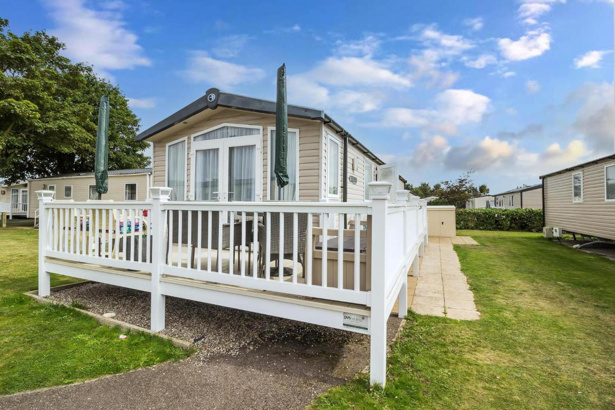 Hotel Beautiful 8 Berth Caravan For Hire At Seashore Haven Park In Norfolk Ref 22039C Great Yarmouth Esterno foto